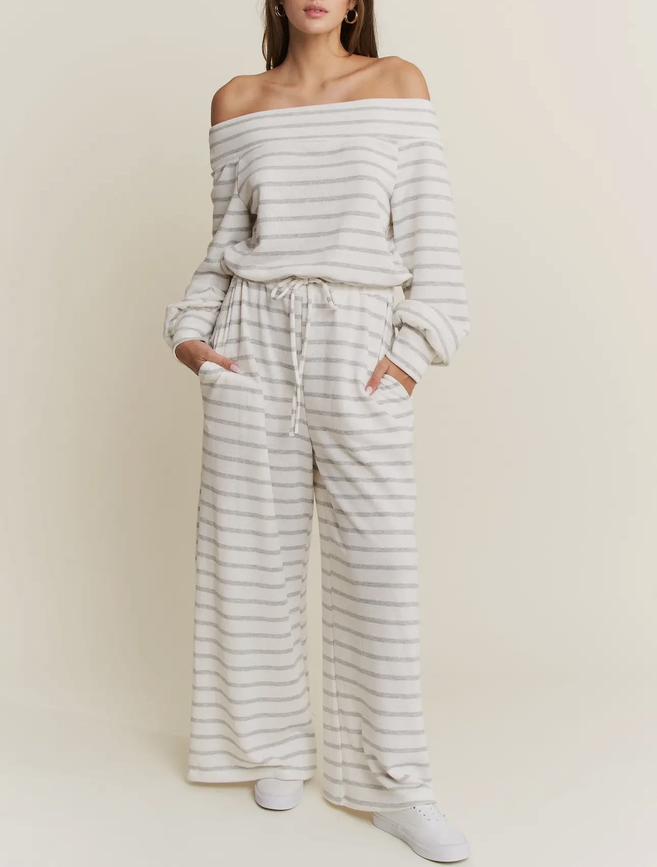 Off-Shoulder jumpsuit